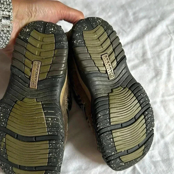 Sperry slip on Velcro closure shoes size 11W outdoors hiking - Picture 6 of 8